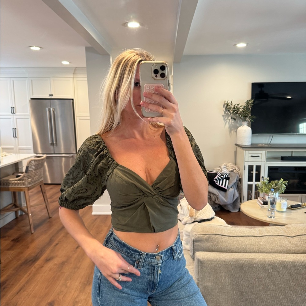 Express Green crop Top small